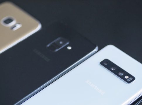 ole-ettevaatlik:-samsungi-uuendus-voib-vanema-galaxy-telefoni-kokku-jooksutada