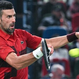 djokovic-kaotas-19-aastasele-tsehhile-avaseti,-aga-voitis-mangu