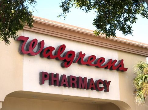 walgreens-sulgeb-1200-kauplust,-aktsia-tousis-ule-10%