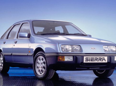 kastutatud-ford-sierra:-kunagine-rahvaauto-meelitab-nuud-nostalgia-ja-tagaveoga