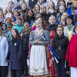 eesti-naislaulu-seltsi-esinaine:-kummutame-muuti,-et-naislaul-on-vaid-“kiremine”