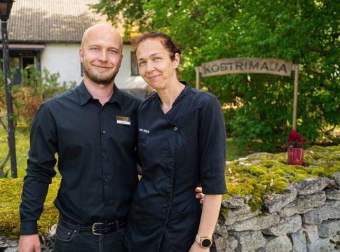 “tood-leiab,-aga-raha-peab-endal-olema.”-kuidas-norras-puusepana-tootanud-risto-naisega-kohviku-pusti-pani